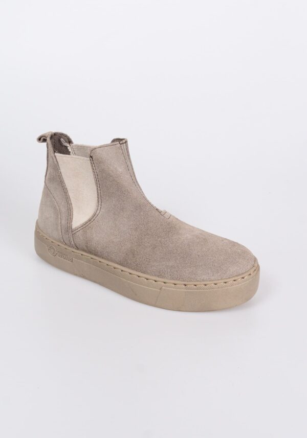 chelsea storm grey