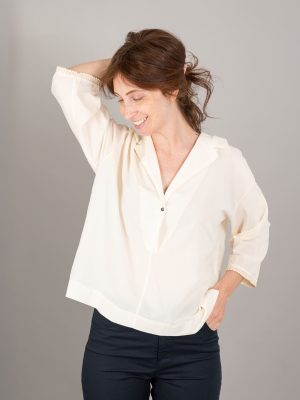 camicia marina in mussola colore burro