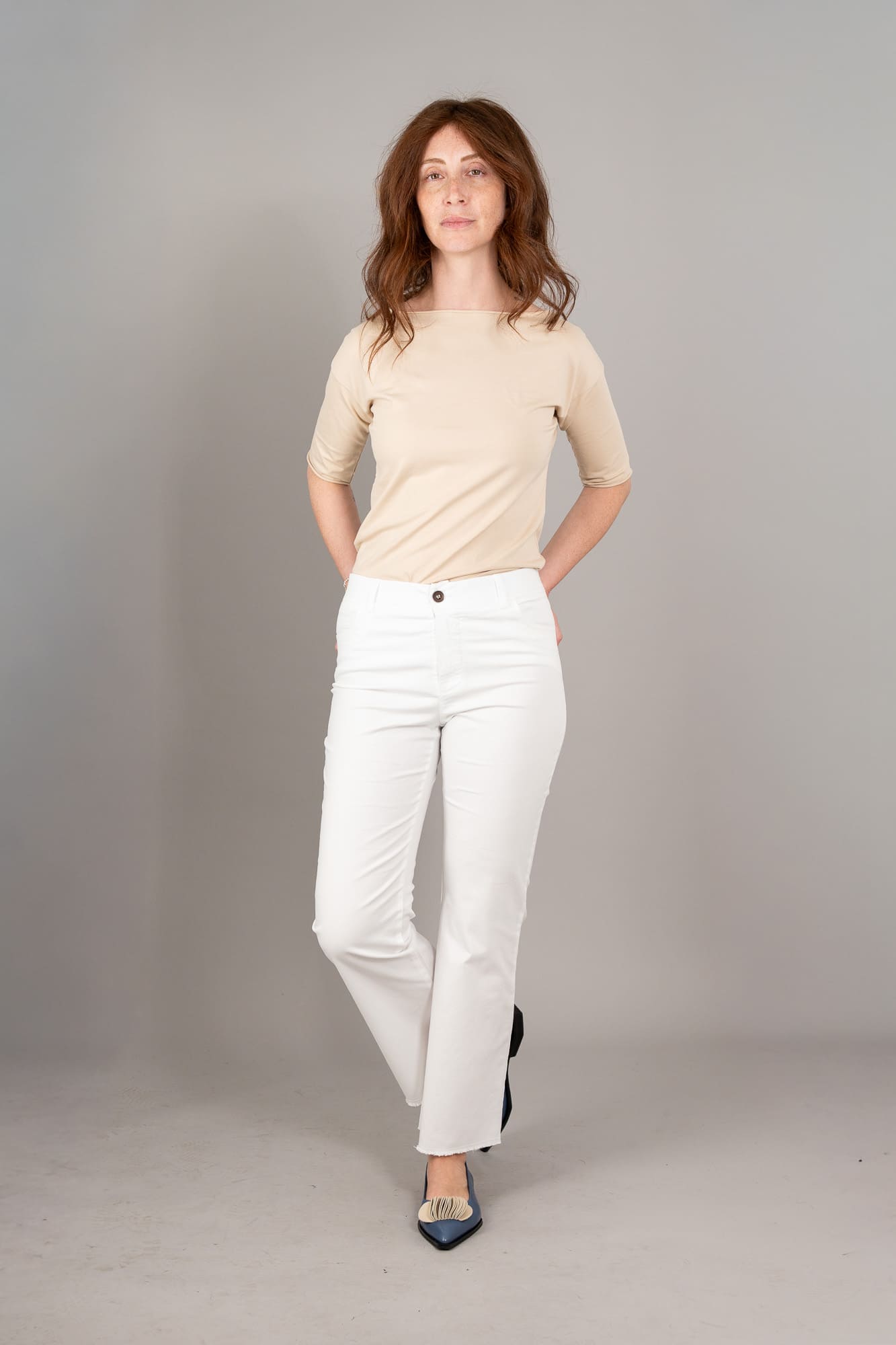 pantalone trombetta lilli colore bianco-1 pantalone trombetta lilli colore bianco-1