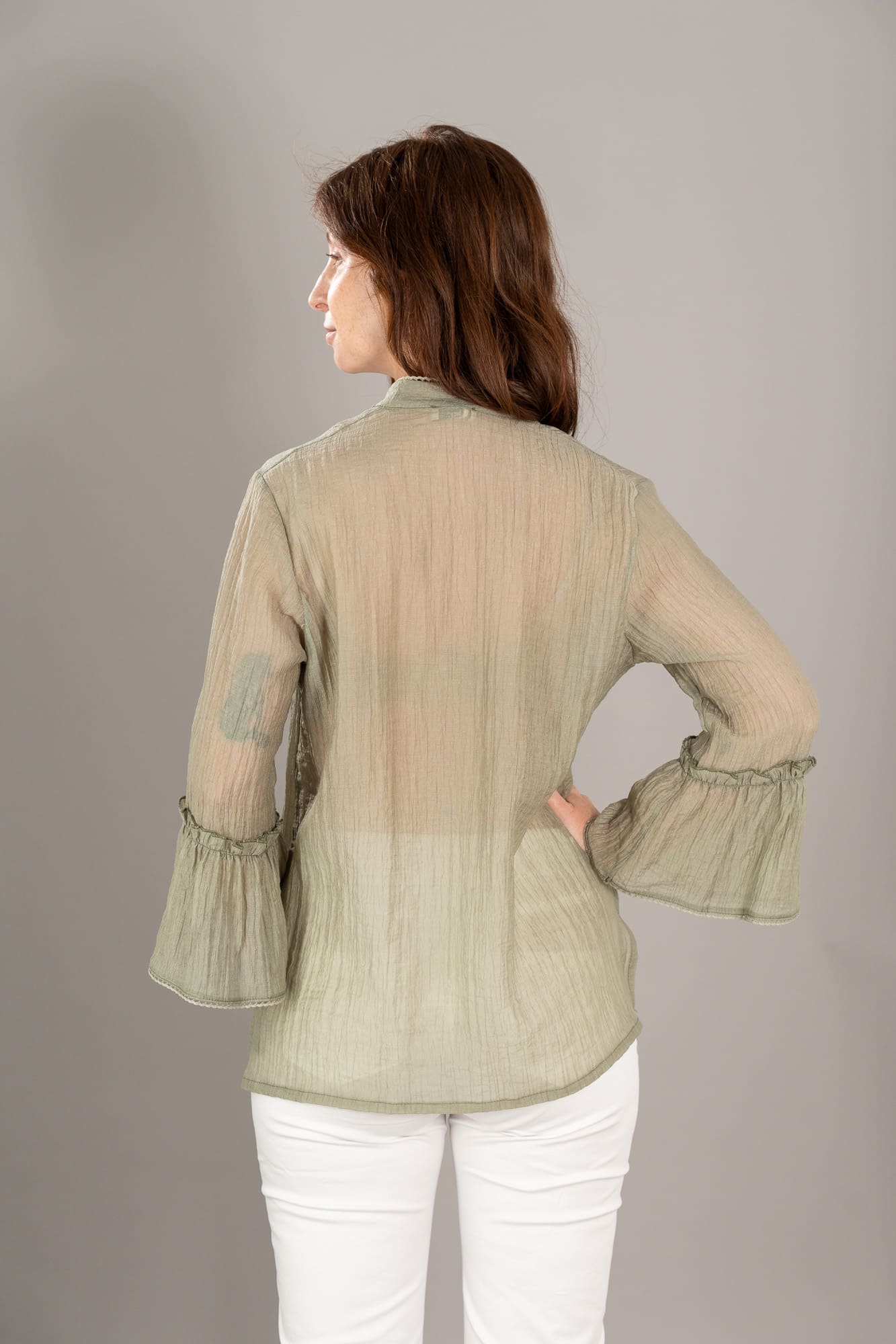 Camicia coreana romantica goffrata colore salvia retro Camicia coreana romantica goffrata colore salvia retro