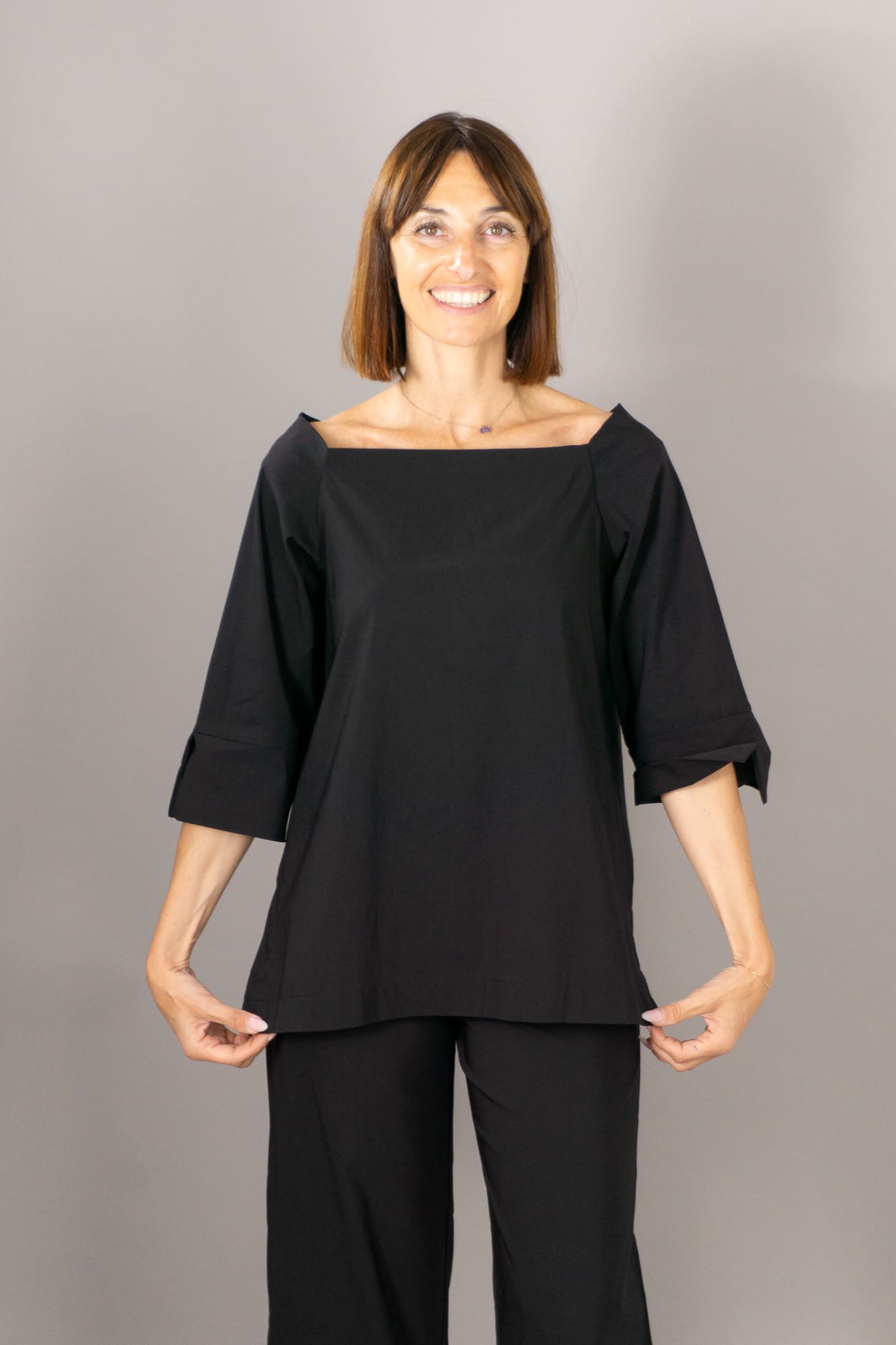 top flora collo barchetta unito colore nero-1 top flora collo barchetta unito colore nero-1